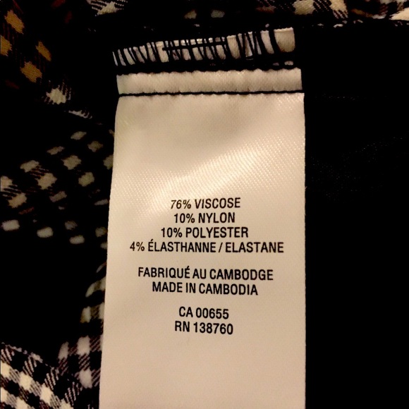 Stylish cropped pants 👖 - Picture 4 of 10